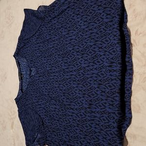 Torrid navy blue and black blouse 4X